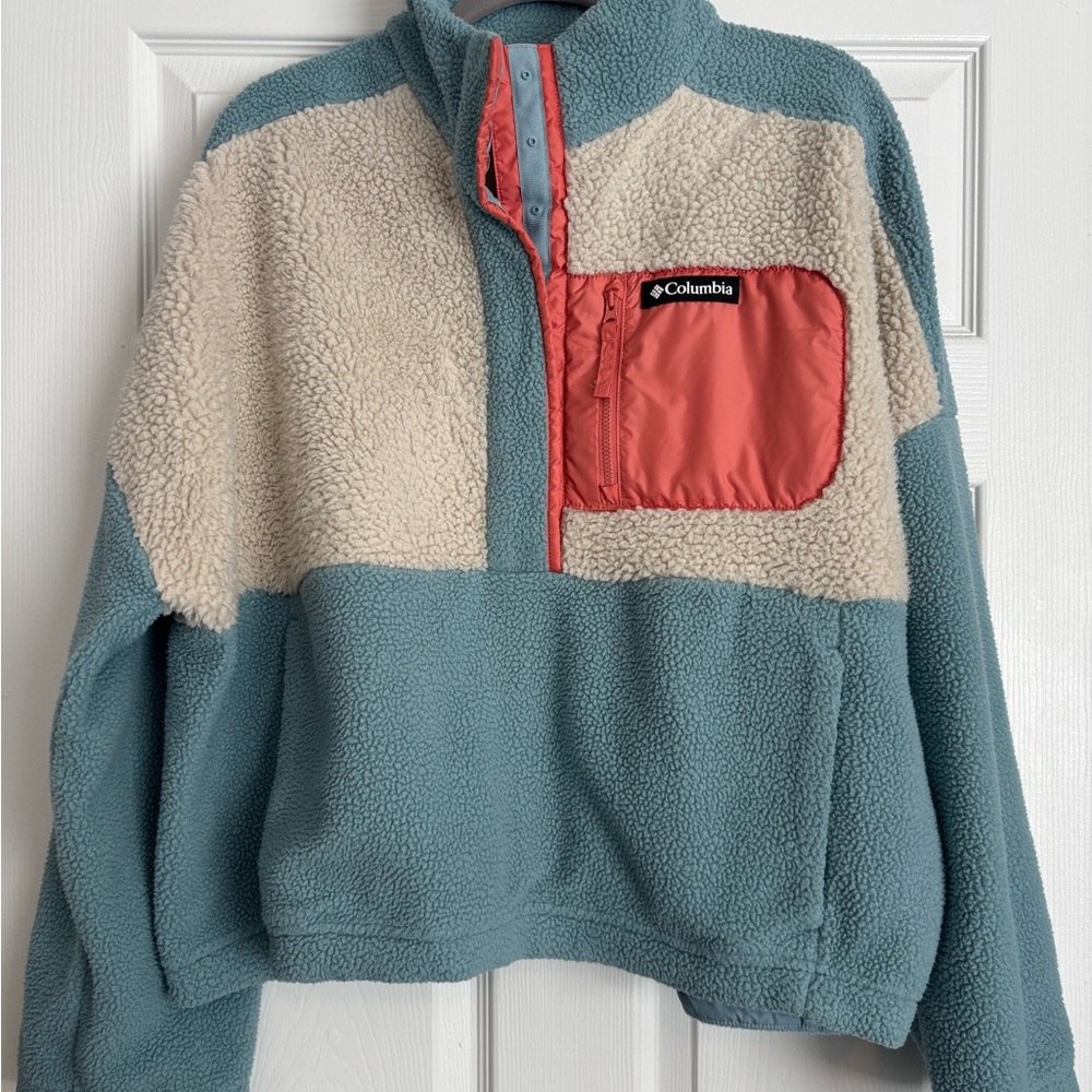Columbia Fleece Pullover in Cream and Blue